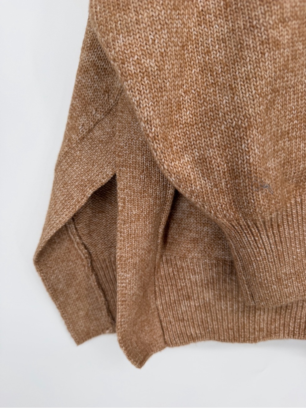 Size XL oversized sweater - Picture 2 of 5